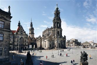 Dresden Cathedral. Vasily Malygin on Unsplash