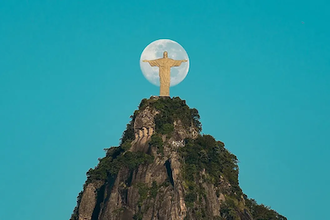 Christ the Redeemer, by French sculptor Paul Landowski, built by Brazillian engineer Heitor da Silva Costa 1922 -1931 Corcovado Mountain, Rio de Janeiro, Brazil © D Dabravolskas / Shutterstock