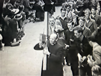 Screenshot from the 1948 film