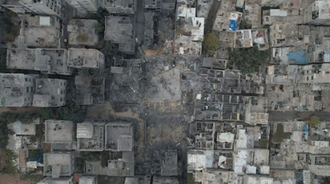 Central Gaza with homes, mosque destroyed by Israeli bombardment. Image: Vatican Media
