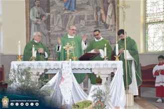 Mass at altar decorated with olive branches  - LPJ