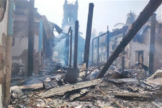 Burmese Catholic Church destroyed in the civil war © Radio Veritas Mandalay