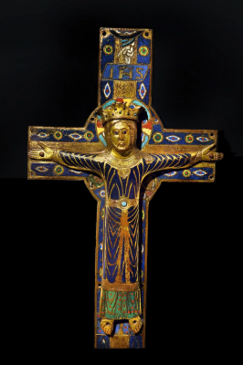 Christ the King Crucified, Limoges 1200-1215,  Enamels on copper © Cluny Museum / Alamy