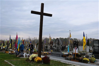 Cemetery in Ivano-Frankivsk Oblast  © ACN