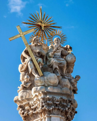 Holy Trinity Column, Budapest,  by Fülöp Ungleich,  Inaugurated 11th June 1713 © Alamy / Christian Art