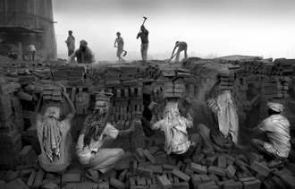 Stratum, Nepal, Modern Day Slavery in 2016 ©Lisa Kristine Photography