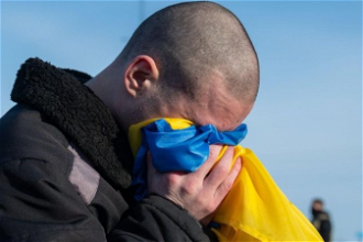 Former Ukrainian prisoner of war reacting after a prisoner exchange, Credit: Vatican News