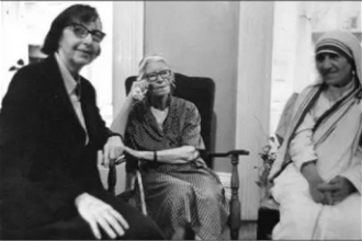 Eileen Egan, Pax Christi USA co-founder, with Dorothy Day and Mother Teresa