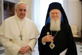 Pope Francis with Patriarch Bartholomew I in 2014