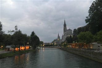 Evening in Lourdes.  ICN/JS