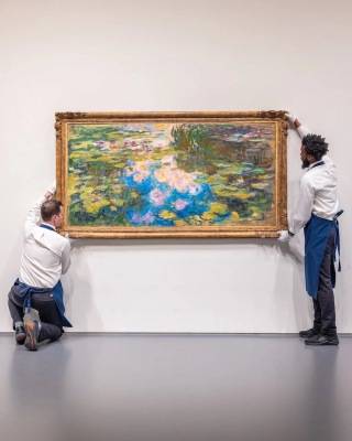 Le Bassin aux Nymphéas by Claude Monet (1840-1926), painted in 1917-19 © Sotheby's Paris, sold $70 million