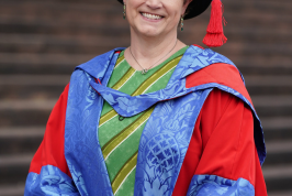 Dr Christine Allen