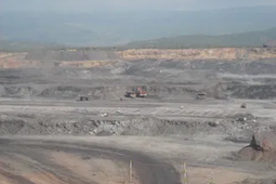 Vast Cerrejon opencast mine on site of Tabaco. Image by Richard Solly.