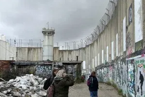 Separation Wall enclosing West Bank - Bethlehem 13/04/23. ICN/JS