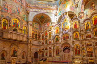 Interior of the Church of All Saints, Minsk, Belarus, Completed in 2008, consecrated in 2010 © Alamy