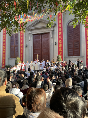 Crowds at St Joseph's Cathedral for the opening of the Holy Door