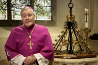 BIshop Mark Davies - Screenshot