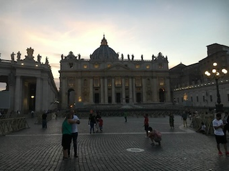 Evening in St Peter's Square. ICN/JS