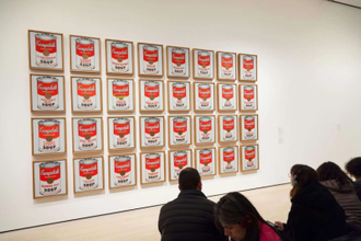 Campbell's Soup Cans, by Andy Warhol, 1962 © Alamy stock photo / Edward Westmacott / Museum of Modern Art, New York