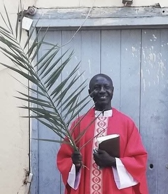 Fr Luka Jomo