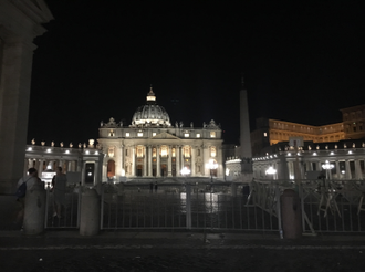 Evening at St Peter's Basilica - ICN/JS