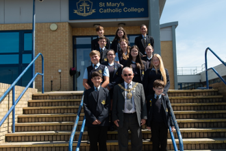 Mayor Kenny with students