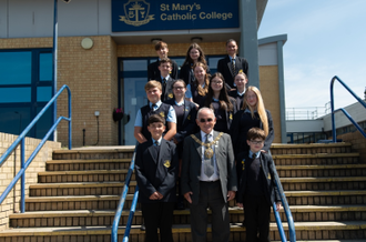 Mayor Kenny with students