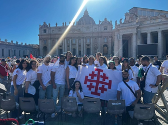 Holy Land pilgrims in St Peter's Square
