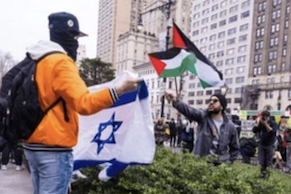 Pro-Palestine vs pro-Israel demonstrators, New York 23.12.23 (Shutterstock Image by Syndi Pilar)