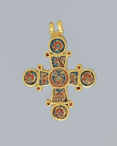 A small pendant Cross,  made in Constantinople, Byzantine, 1100 AD,  Gold and enamel cloisonné, © Metropolitan Museum of Art, New York