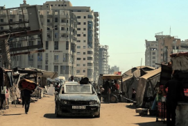 © UNICEF/Mohammed Nateel - Tent encampment west of Gaza City