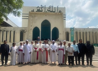The gathering in Dakha
