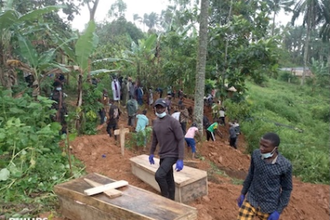 Victims being buried after latest ADF massacres in Ntoyo, North Kivu. Image © ACN
