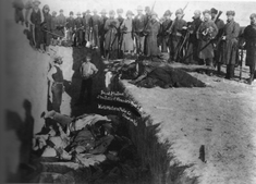 Soldiers bury dead in mass grave at Wounded Knee  29 December 1890. Wiki image