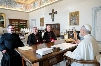 Pope meets with Fr Vézina, Bishop Goudreault and Archbishop Smith @Vatican Media