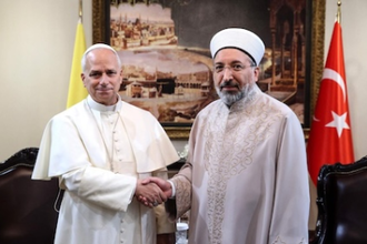 Pope Leo with Türkiye's President of Religious Affairs, Safi Arpaguş Image: Vatican Media