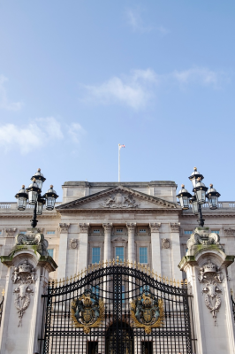 Buckingham Palace by Dwi Wahyu Pagau on Unsplash