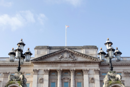 Buckingham Palace by Dwi Wahyu Pagau on Unsplash