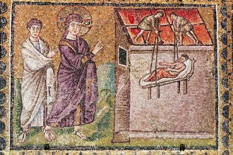 The Paralytic of Capernaum is Lowered from the Roof (from Scenes from the Life of Christ). Sant'Apollinare Nuovo, Ravenna, Italy  © Wikimedia