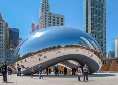 Cloud Gate, by Sir Anish Kapoor, Millennium Park, Chicago, Illinois, USA,  2004 - 2006, © Alamy