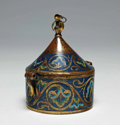 Copper, champlevé pyx, 1200 -1300  © The Fitzwilliam Museum, Cambridge