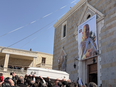 Funeral of Fr Pierre El-Rai,  killed by Israel Defense Forces tank fire © L'Oeuvre d'Orient