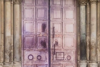 Church of the Holy Sepulchre doors. Image: LPJ