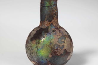 Roman glass perfume bottle, 1st century AD © Metropolitan Museum of Art, New York