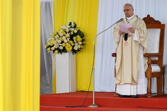 Pope at Mass in Douala