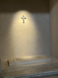 Tomb of Pope Francis at the Basilica of St Mary Major - ICN/JS