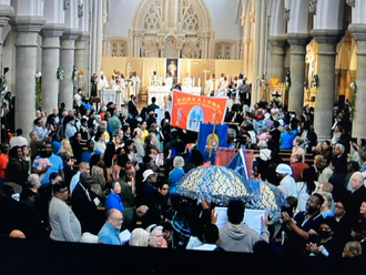 Migrant Mass procession  -  Image: ICN/JS
