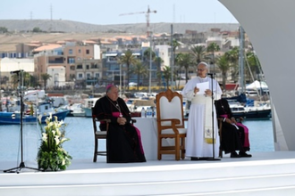 Pope Leo at the meeting with migrants and those who rescue and accompany them in Arguineguín, Gran Canaria. Image: Vatican Media