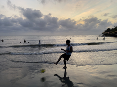 Football at sunset on Necocli beach, Colombia ©ACN