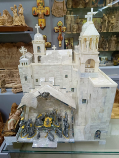Mother -of pearl Nativity Scene